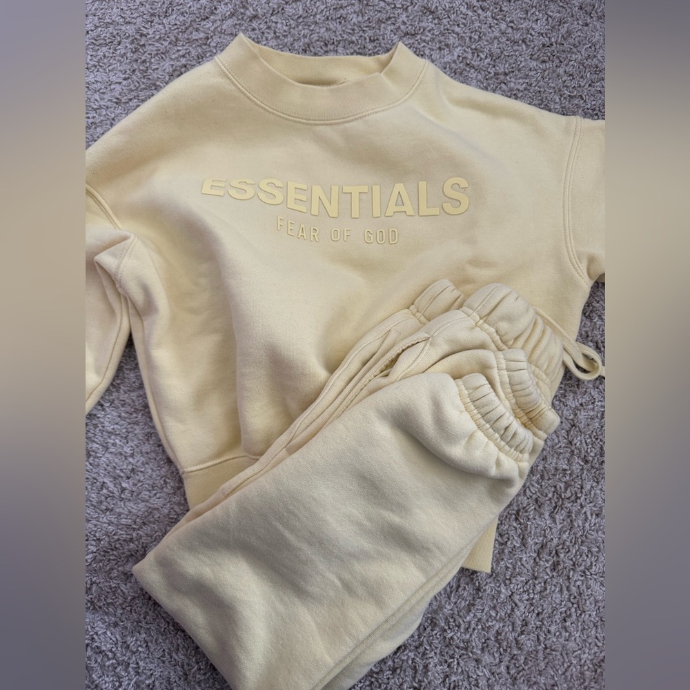 Essentials Fear of God Kids set in yellow